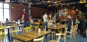 Food Circus restaurant fast food cu autoservire in Pipera 09