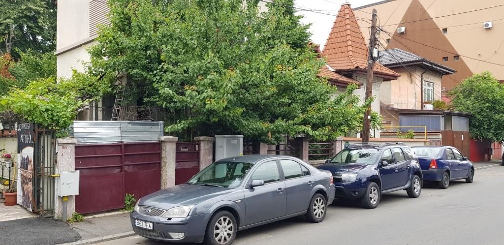 Str. Comandor Eugen Botez