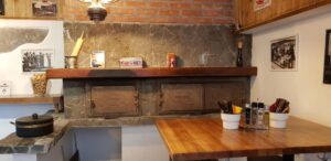 Pasterra pasta bar si bacania La Bottega del Tartufo 12