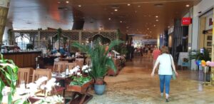Food court la Baneasa Shopping City