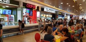 Food court la Baneasa Shopping City
