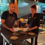 Chef Catalin Petrescu gatind pentru ambasadori