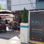 Kali, fast food cu autoservire in Buzesti