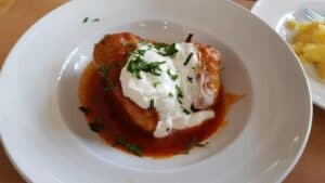 La Mama Clubul Taranului (Muzeul Taranului Roman MTR)