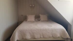 Camerele de oaspeti ale conacului Casa Timis