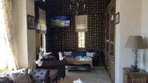 Conacul Casa Timis din Bucov, al lui Radu si al Cristinei Timis