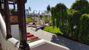 Conacul Casa Timis din Bucov, al lui Radu si al Cristinei Timis