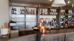 Conacul Casa Timis din Bucov, al lui Radu si al Cristinei Timis