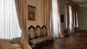 Sala de conferinte Hagianoff de la Domeniul Manasia