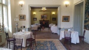 Sufrageria (saloanele Efrem Obrenovici si Claire Hagianoff)