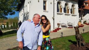 Cristina si Radu Timis la conacul lor, Casa Timis