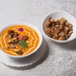 Forever Young, restaurant si club in Centrul Vechi al Bucurestiului