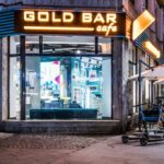 Gold Cafe Bar, cafenea si bar pe Calea Victoriei din Bucuresti