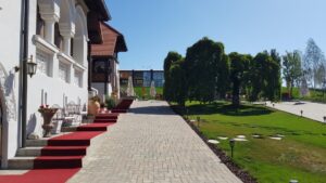 Parcul conacului Casa Timis din Bucov