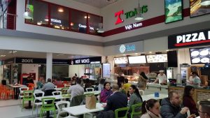 Pipera Plaza din Voluntari, restaurantele din interior