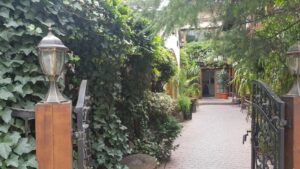 terasele Restaurantul Potcoava Giulesti