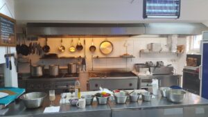Restaurant si magazin de peste si fructe de mare