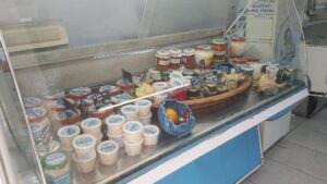 Restaurant si magazin de peste si fructe de mare