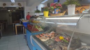 Restaurant si magazin de peste si fructe de mare