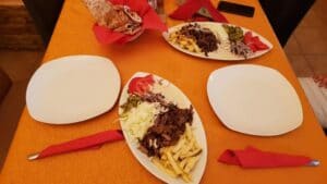 Enjoy, restaurant libanez, cafenea, lounge