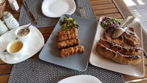 La Cocosatu Clucerului, bucatarie romaneasca traditionala