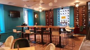 Wineful, modern wine bar