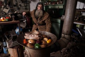 Bucataria Hoinara se intoarce - in atelier de fierar