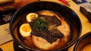 Cina japoneza cu supa ramen pregatita de Kana Hashimoto