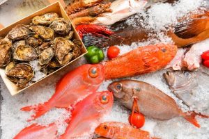 Peste si fructe de mare la Dancing Lobster