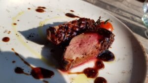 Colonial Lounge, restaurant pe malul Dambovitei la Unirii