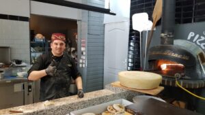 Restaurant cu autoservire in Regie