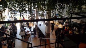 Gama Express Regie, restaurant cu autoservire