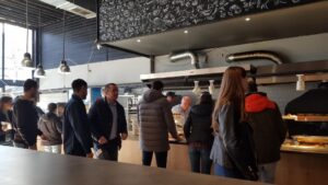 Gama Express Regie, restaurant cu autoservire