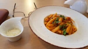 Tasty Bistro, local casual in Regie