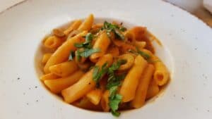 Tasty Bistro, local casual in Regie