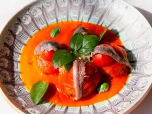 Fior di latte - Chiftele de peste cu sos rosii si hamsii