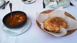 Restaurantul libanez al lui Antoine Beaini in Calea Floreasca