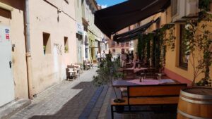 Brasov, Piata George Enescu in orasul vechi