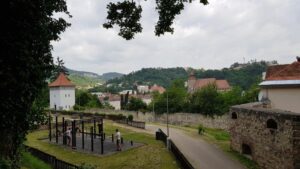 Brasov, promenada sub muntele Tampa