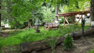 Restaurant traditional Coliba Haiducilor in Poiana Brasov