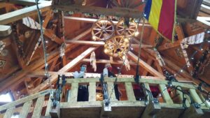 Restaurant traditional Coliba Haiducilor in Poiana Brasov