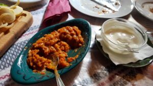 Restaurant traditional Coliba Haiducilor in Poiana Brasov