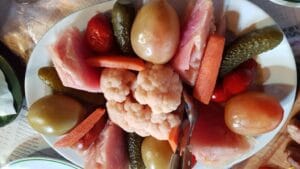 Restaurant traditional Coliba Haiducilor in Poiana Brasov