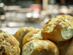 Restaurant traditional Coliba Haiducilor in Poiana Brasov