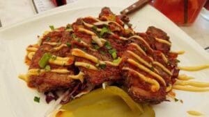 Next Door, restaurant in Piata George Enescu din Brasov