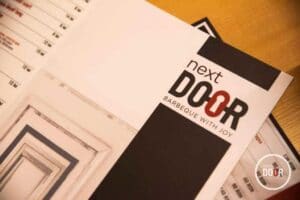 Pia Krauss si restaurantul ei Next Door din Piate George Enescu in Brasov