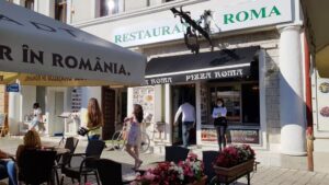 Restaurantul Pizza Roma in Piata Sfatului din Brasov
