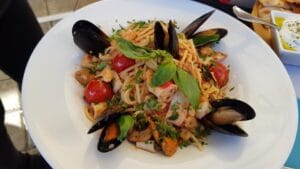 Restaurantul Pizza Roma in Piata Sfatului din Brasov