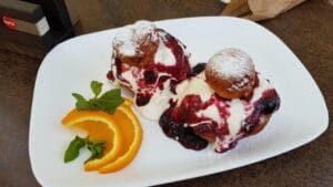 Restaurantul Pizza Roma in Piata Sfatului din Brasov