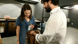 Uzina Coffee, cafenea, bar si microprajitorie de cafea de specialitate in Piata Amzei